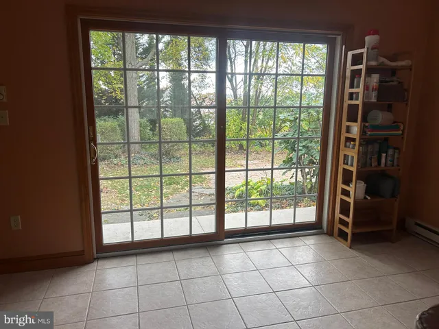 $369,900 | 203 Hillside Terrace, York, PA 17408