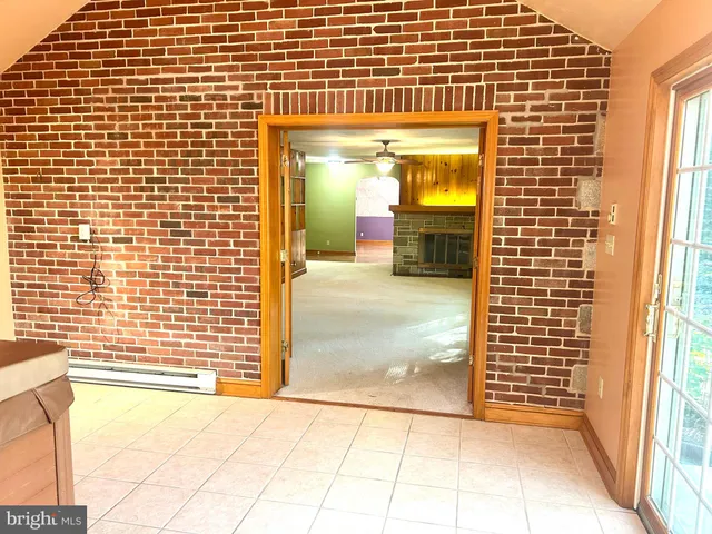 $369,900 | 203 Hillside Terrace, York, PA 17408