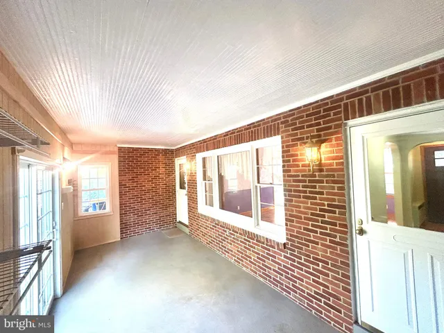 $369,900 | 203 Hillside Terrace, York, PA 17408