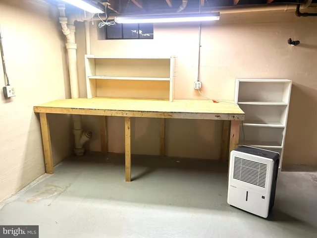 $369,900 | 203 Hillside Terrace, York, PA 17408