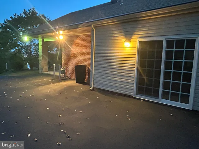 $369,900 | 203 Hillside Terrace, York, PA 17408