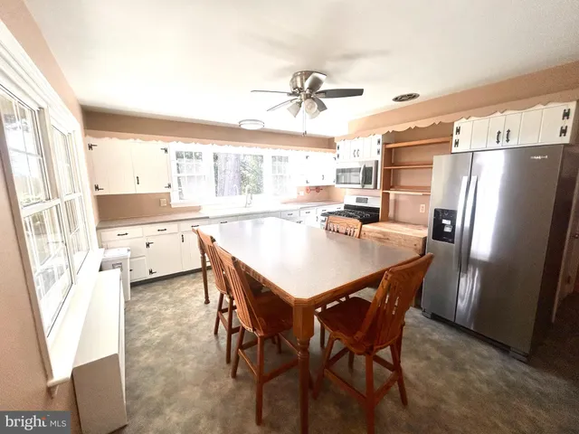 $369,900 | 203 Hillside Terrace, York, PA 17408