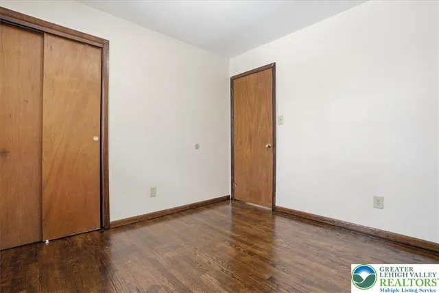 a view of a storage & utility room