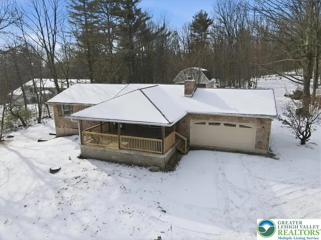$349,000 | 401 Highland Hill Road, Jim Thorpe, PA 18235