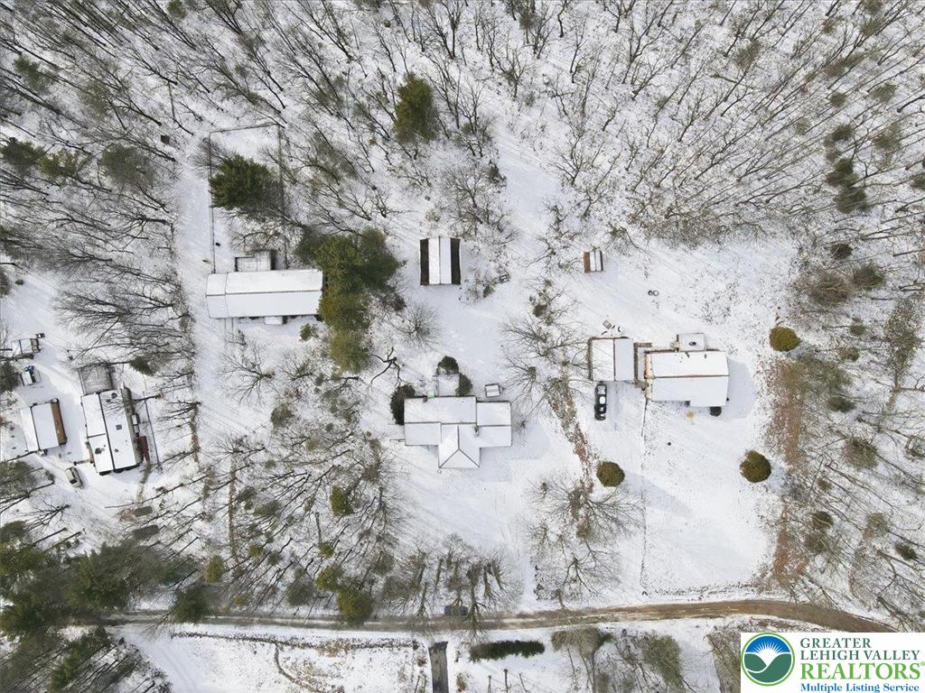 401 Highland Hill Road Jim Thorpe, PA 18235 - Photo 63 of 71 an aerial view of residential houses with outdoor space