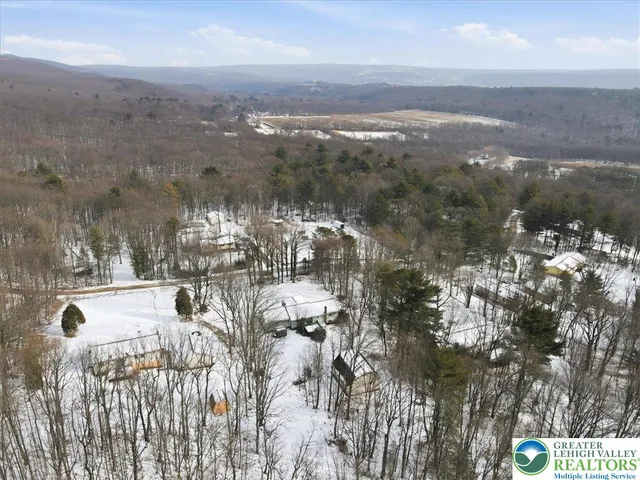 $349,000 | 401 Highland Hill Road, Jim Thorpe, PA 18235