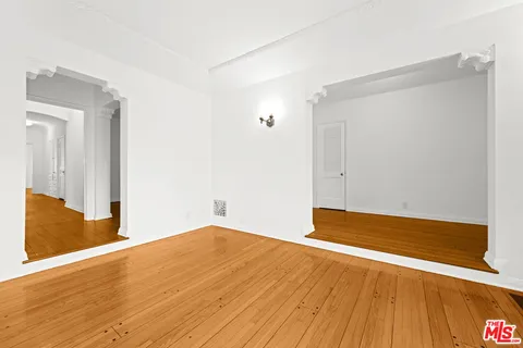 $2,375,000 | 361 North Mansfield Avenue, Los Angeles, CA 90036