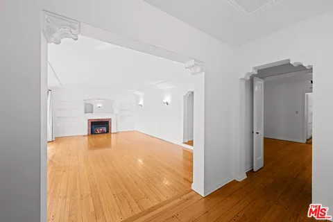 $2,375,000 | 361 North Mansfield Avenue, Los Angeles, CA 90036