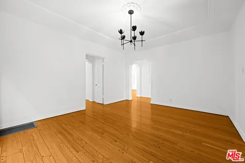 $2,375,000 | 361 North Mansfield Avenue, Los Angeles, CA 90036