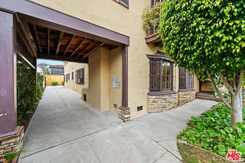 $2,375,000 | 361 North Mansfield Avenue, Los Angeles, CA 90036