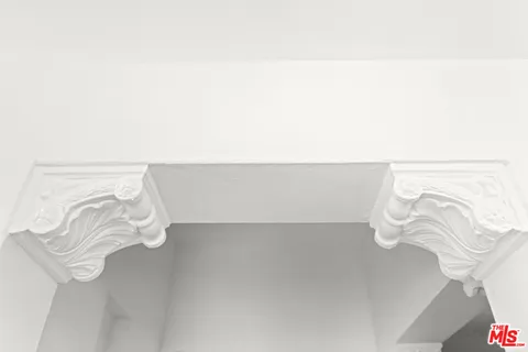 $2,375,000 | 361 North Mansfield Avenue, Los Angeles, CA 90036