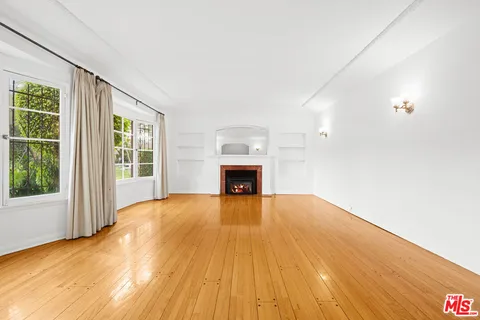 $2,375,000 | 361 North Mansfield Avenue, Los Angeles, CA 90036