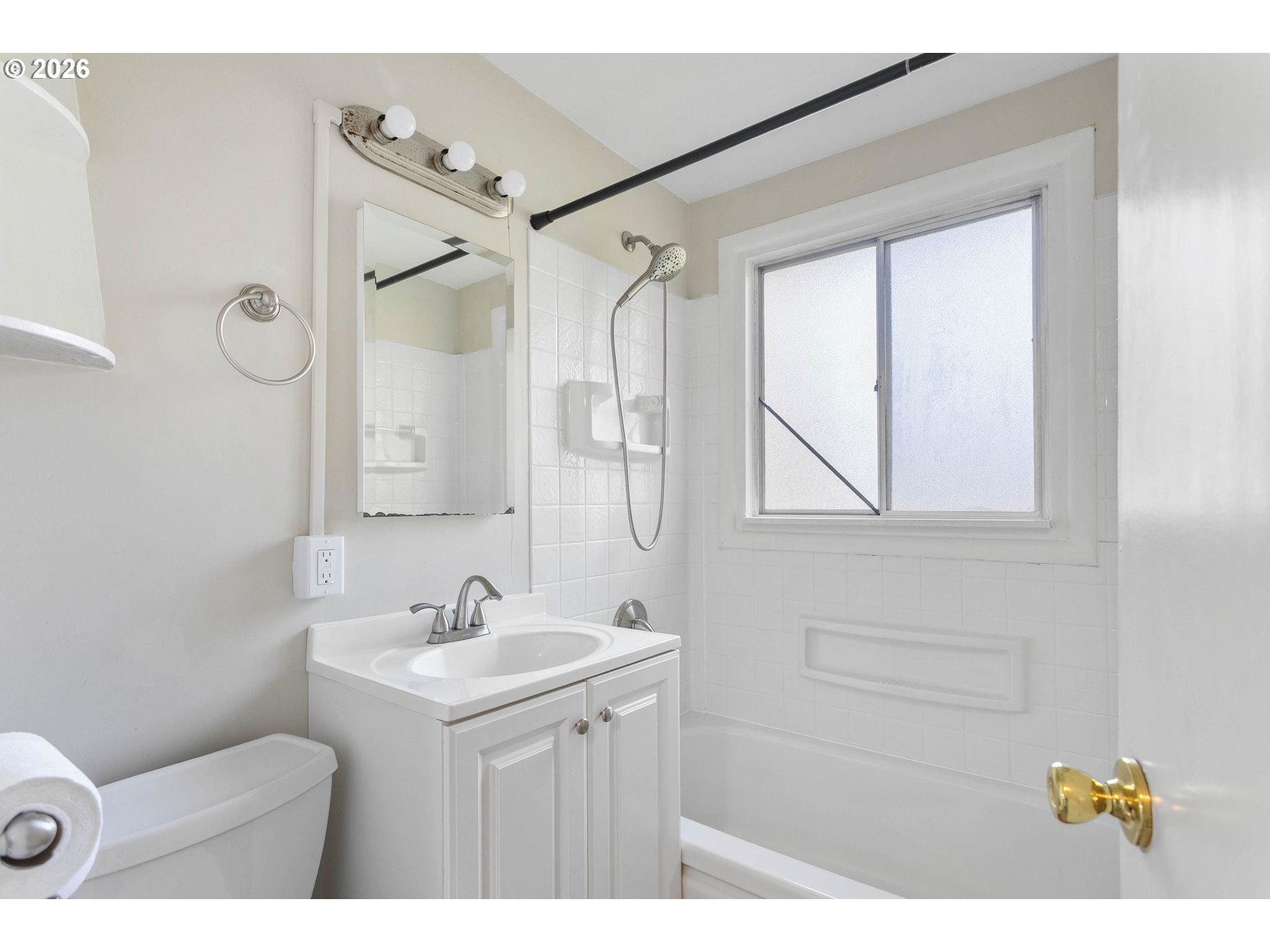 14429 Southeast Harrison Street Portland, OR 97233 - Photo 15 of 26