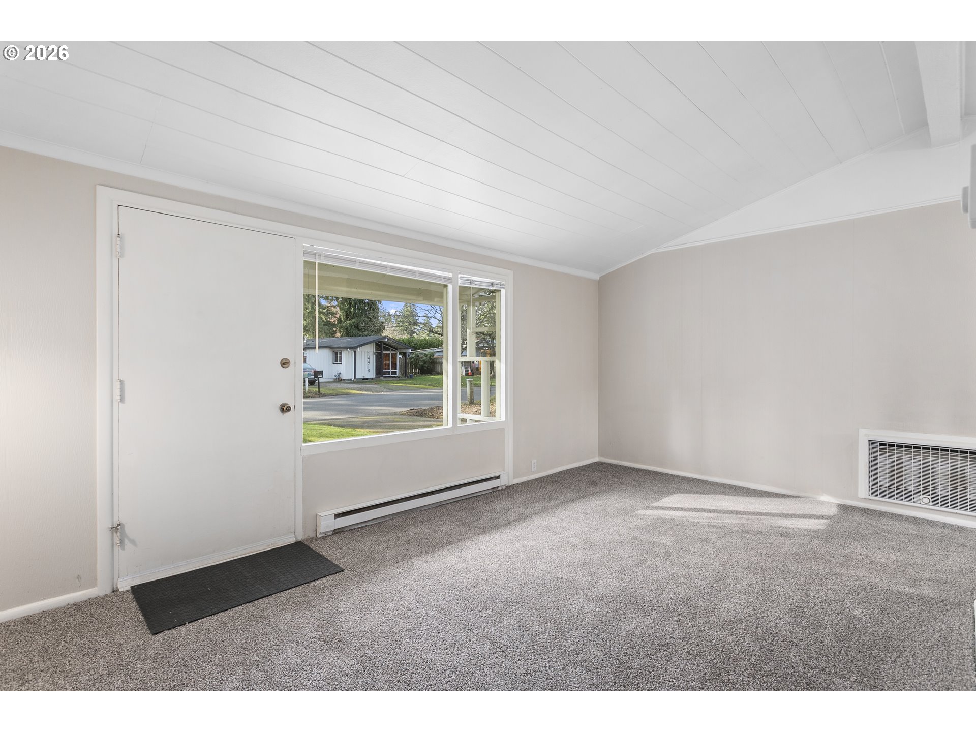 14429 Southeast Harrison Street Portland, OR 97233 - Photo 4 of 26
