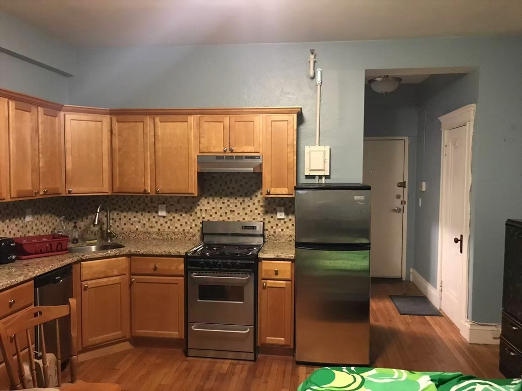 270 Huntington Avenue, Unit 304 Boston, MA 02115 - Photo 5 of 10