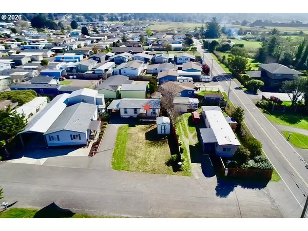 $339,000 | 15851 Sunset Strip, Brookings, OR 97415