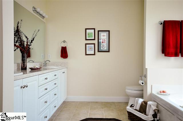 108 Commodore Drive Duncan, SC 29334 - Photo 12 of 25 Gallery Image 12