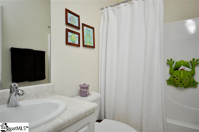 108 Commodore Drive Duncan, SC 29334 - Photo 17 of 25 Gallery Image 17