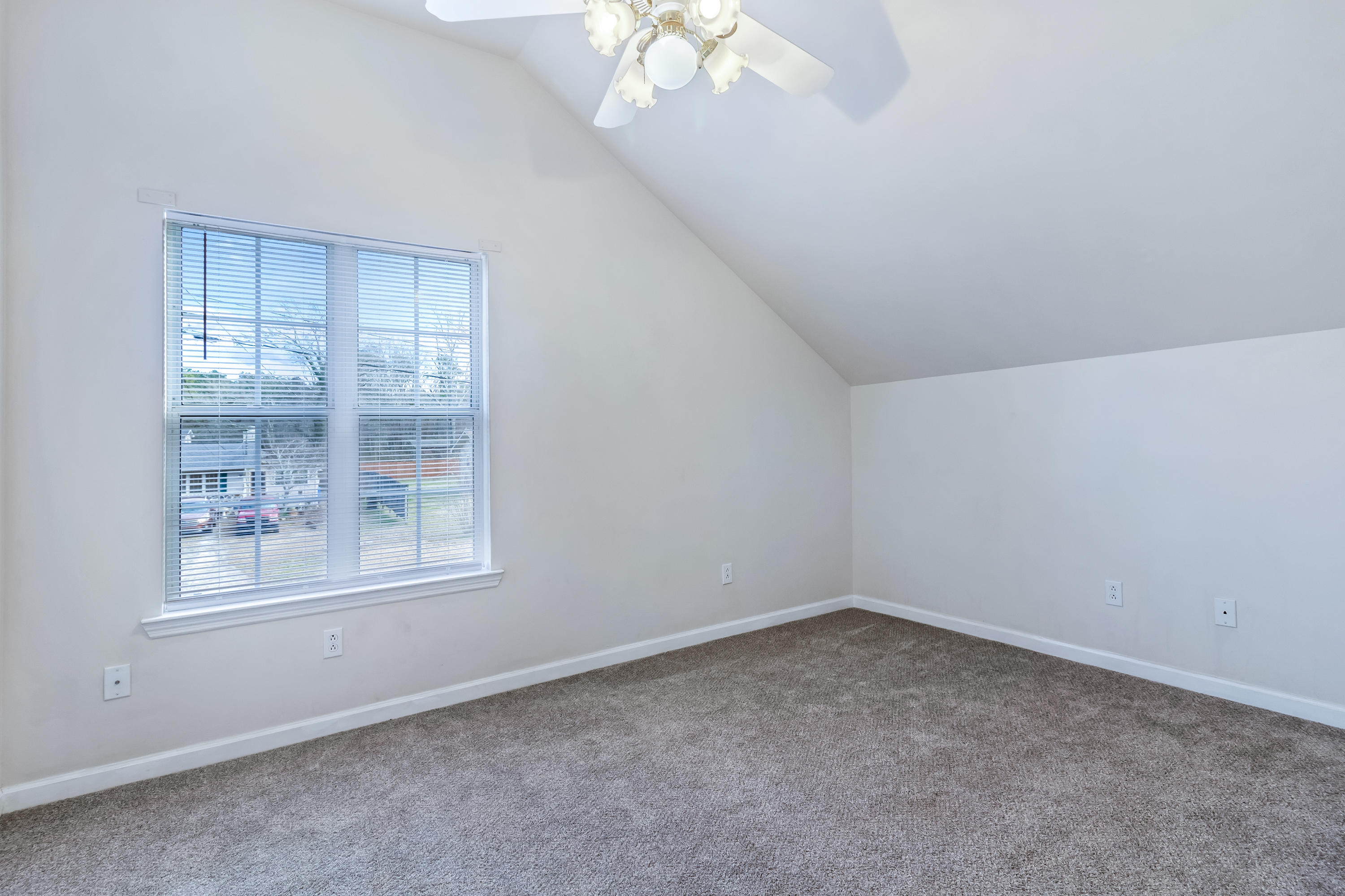 1163 Greens Road Chattanooga, TN 37421 - Photo 16 of 20 Bedroom #3 (no closet)