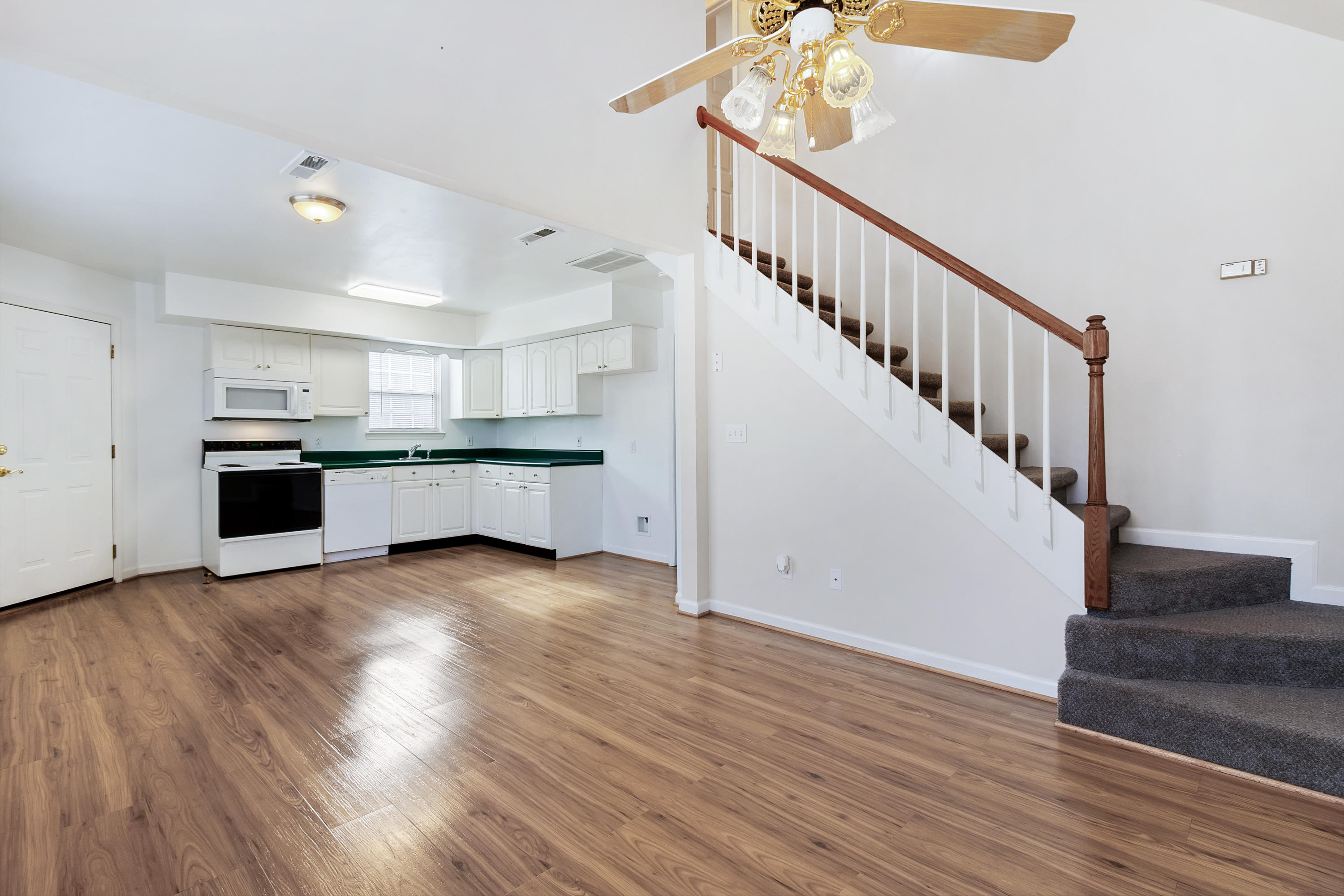 1163 Greens Road Chattanooga, TN 37421 - Photo 5 of 20 Living Room to Kitchen