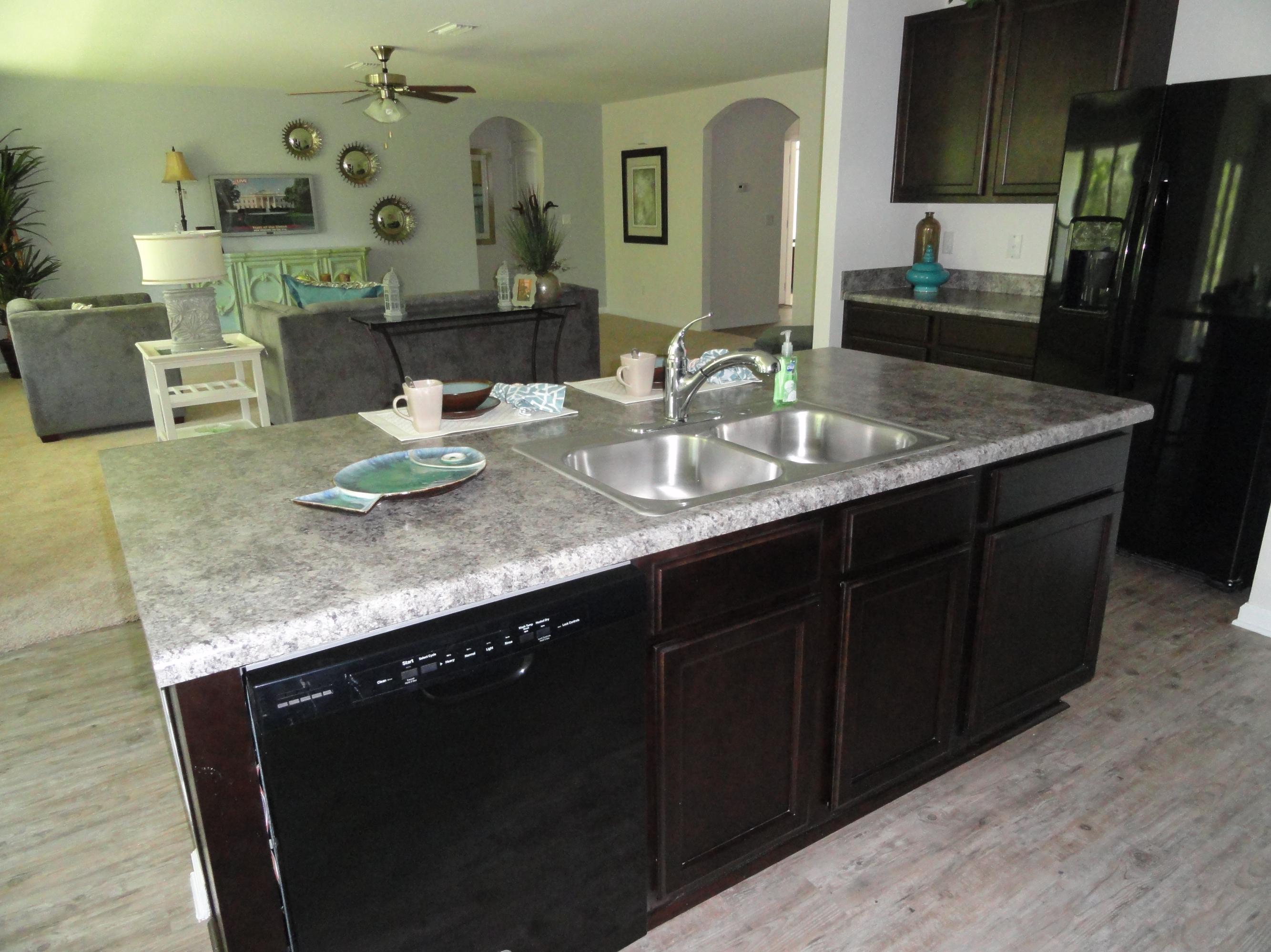 3003 Raven Lane Crestview, FL 32539 - Photo 5 of 25 DSC03716