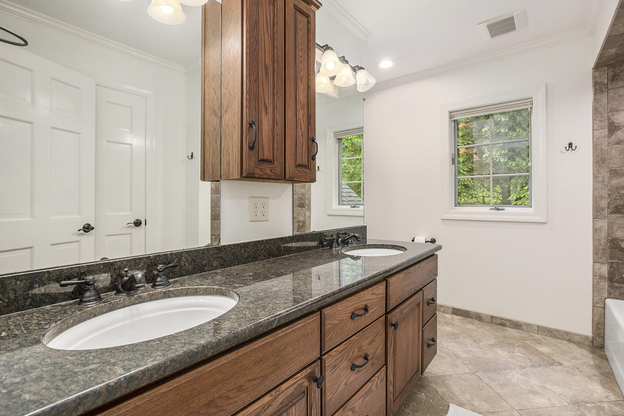 3113 Miller Road Ann Arbor, MI 48103 - Photo 45 of 79 043_file_367