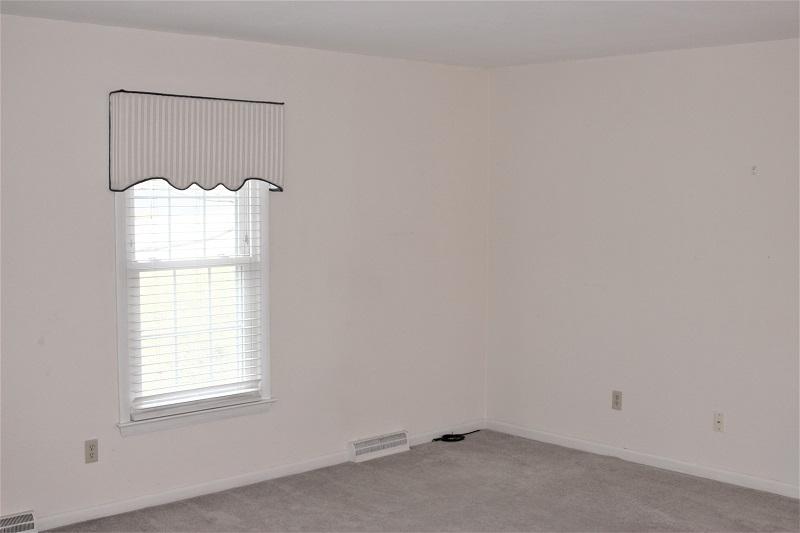 3568 Meadowlark Road Roanoke, VA 24018 - Photo 5 of 59 IMG_0567