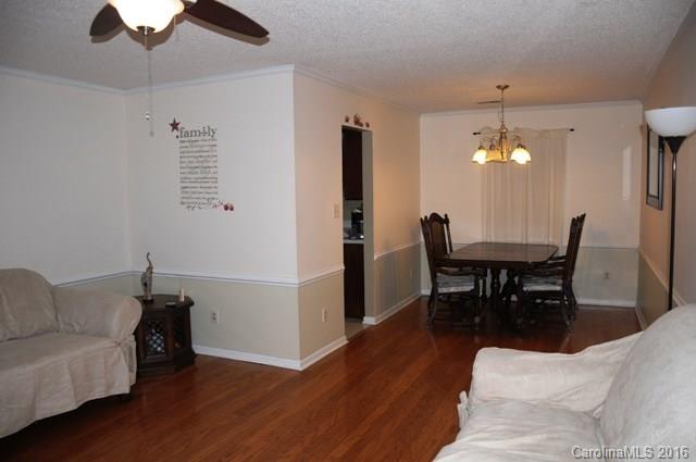 6246 Round Hill Road Charlotte, NC 28211 - Photo 15 of 22 Gallery Image 15