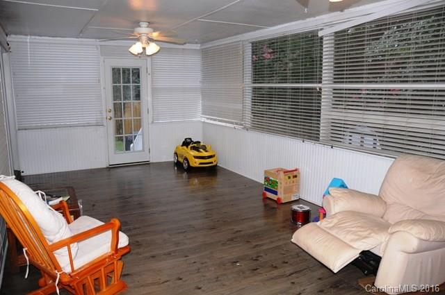 6246 Round Hill Road Charlotte, NC 28211 - Photo 17 of 22 Gallery Image 17