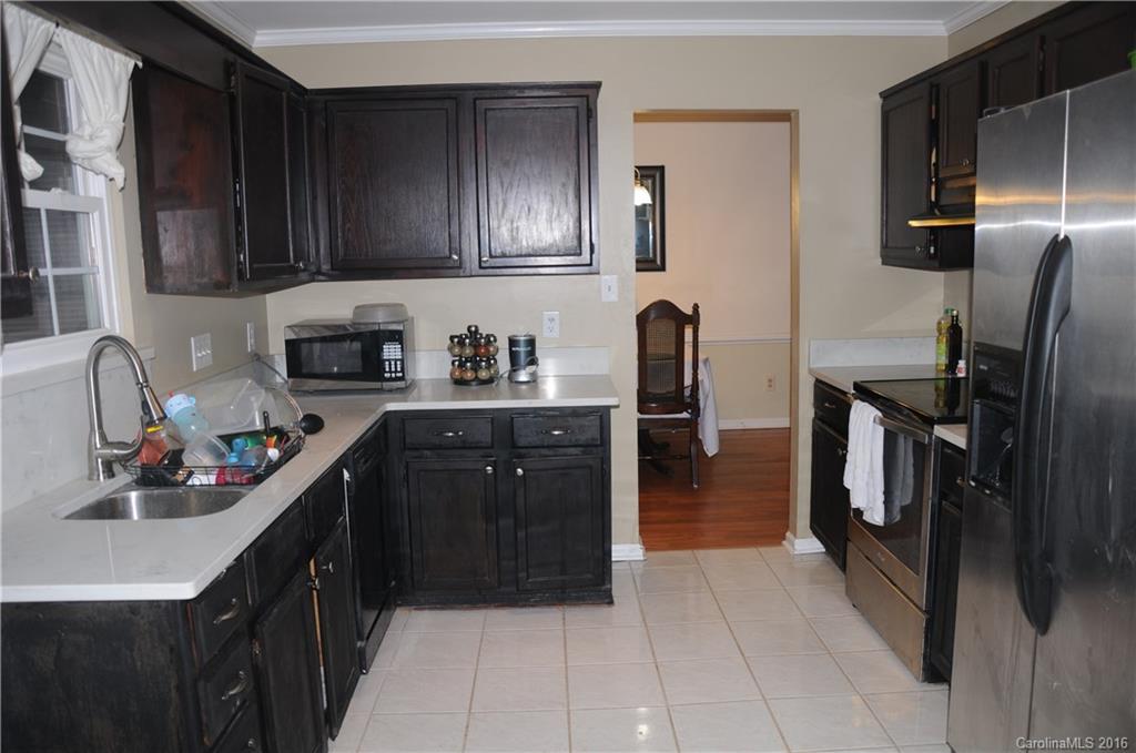 6246 Round Hill Road Charlotte, NC 28211 - Photo 21 of 22 Gallery Image 21