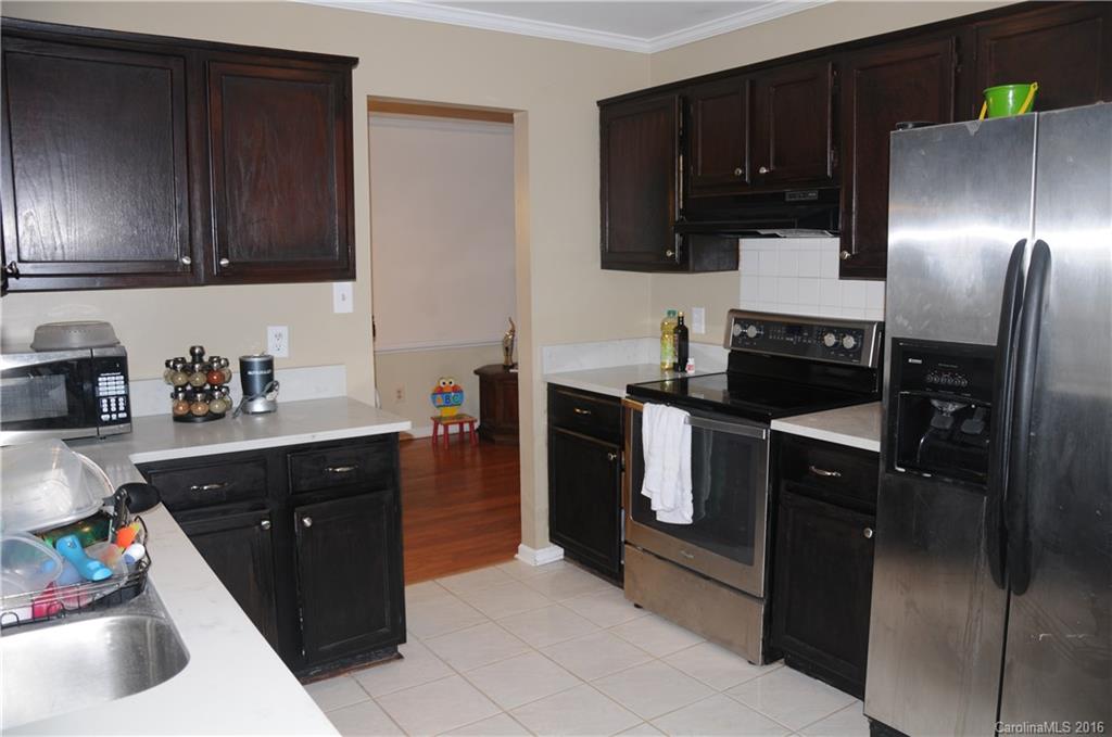 6246 Round Hill Road Charlotte, NC 28211 - Photo 22 of 22 Gallery Image 22