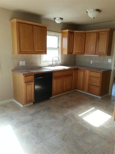 1413 North Oberlin Road Spokane, WA 99206 - Photo 2 of 19