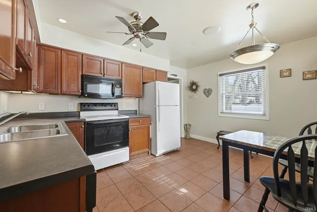 $220,000 | 7525 Brookward Pass, Fort Wayne, IN 46835