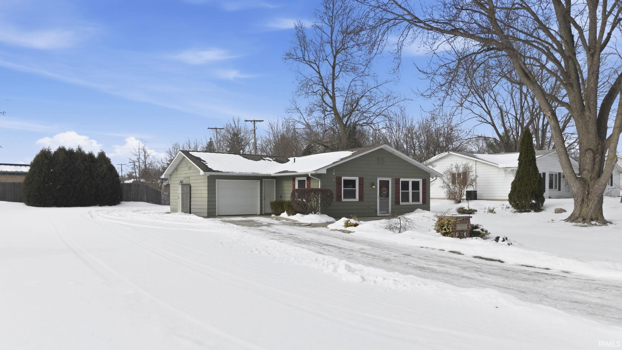 7525 Brookward Pass Fort Wayne, IN 46835 - Photo 23 of 25