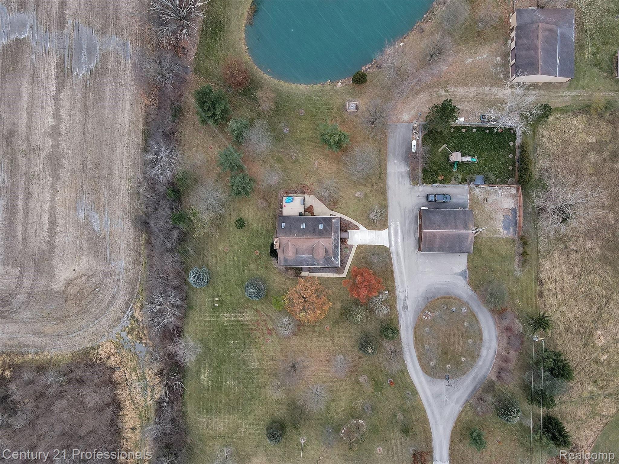 12862 Foley Road Emmett, MI 48022 - Photo 71 of 83 68-12862 Foley Rd-windowstill-realestate-photography-4.jpg