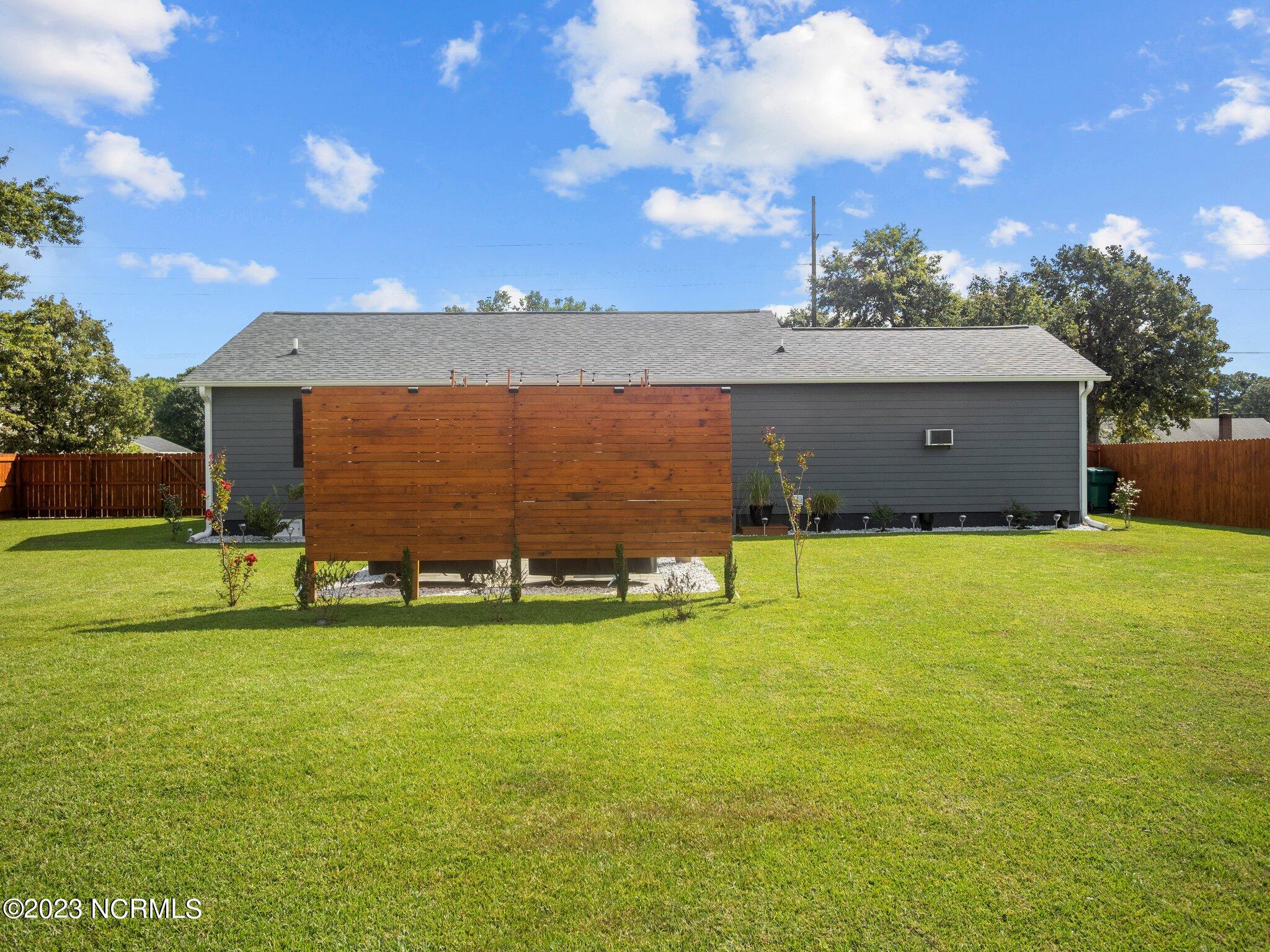 311 Riggs Road Hubert, NC 28539 - Photo 45 of 62 20-web-or-mls-P8290167