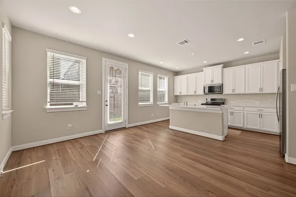 $2,499 | 3118 Cloud Forest Lane, Houston, TX 77080