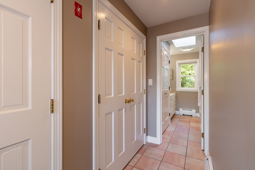 130 Martin Road Concord, MA 01742 - Photo 11 of 31
