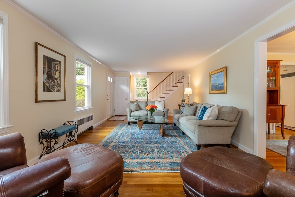 130 Martin Road Concord, MA 01742 - Photo 2 of 31