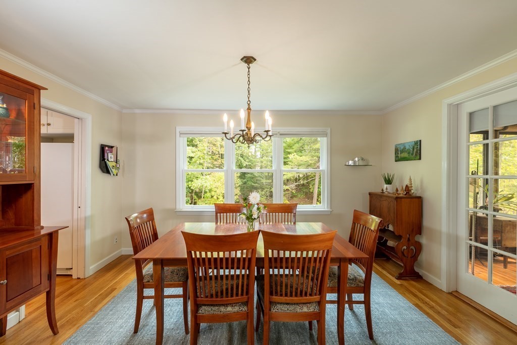 130 Martin Road Concord, MA 01742 - Photo 5 of 31