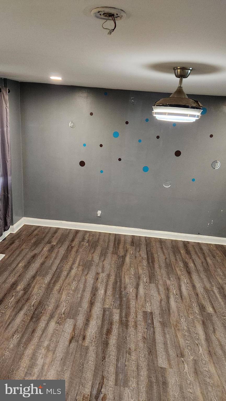 1024 Wicklow Road Baltimore, MD 21229 - Photo 3 of 44 a view of room
