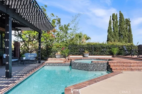 $3,995,000 | 834 Moorside Drive, Glendale, CA 91207