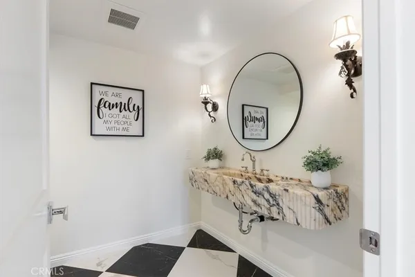 $3,995,000 | 834 Moorside Drive, Glendale, CA 91207
