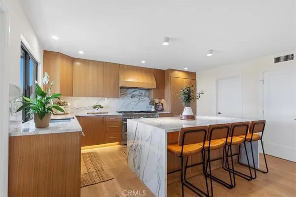 $3,995,000 | 834 Moorside Drive, Glendale, CA 91207
