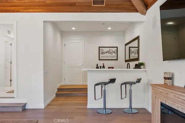 $3,995,000 | 834 Moorside Drive, Glendale, CA 91207