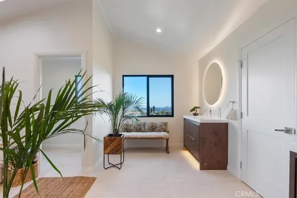 $3,995,000 | 834 Moorside Drive, Glendale, CA 91207