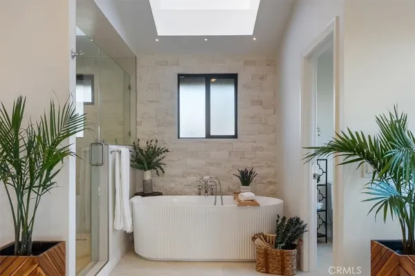 $3,995,000 | 834 Moorside Drive, Glendale, CA 91207