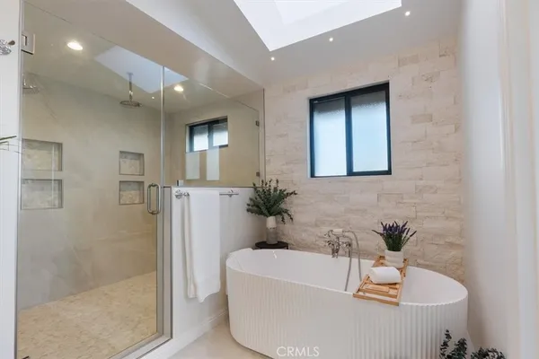 $3,995,000 | 834 Moorside Drive, Glendale, CA 91207