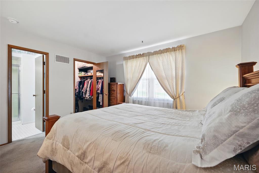 560 Goldwood Drive Ballwin, MO 63021 - Photo 15 of 26