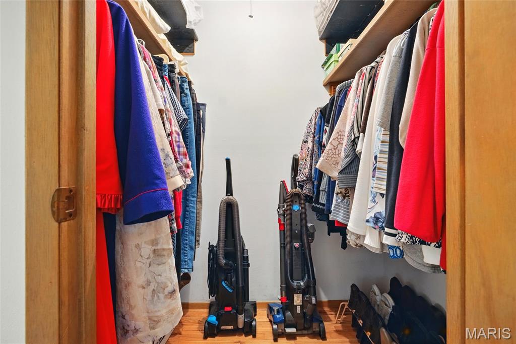 560 Goldwood Drive Ballwin, MO 63021 - Photo 17 of 26